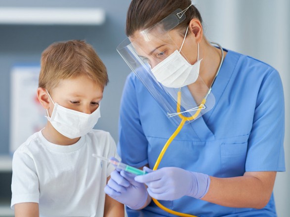 Как вакцинировать от COVID ребенка от 5 лет - ответ специалистов
