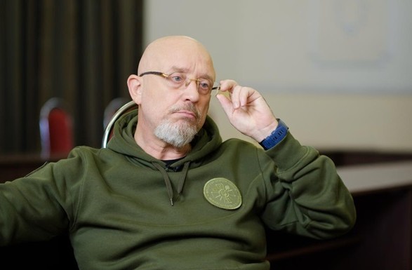 На заседаниях "Рамштайн" вопрос о переговорах с рф не обсуждается - Резников