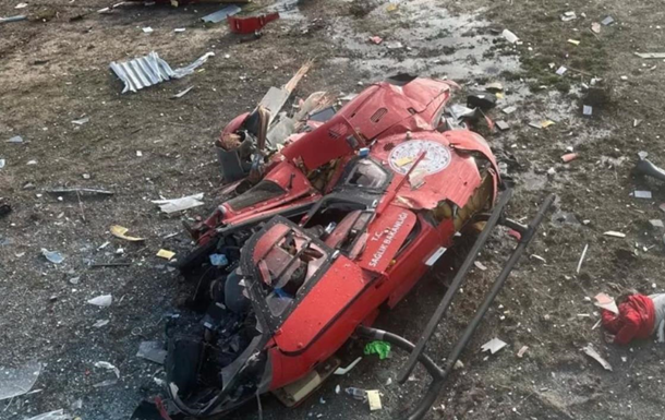 В Турции вертолет скорой помощи врезался в здание больницы