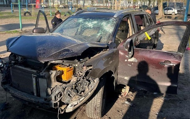 Взрыв авто в Днепре: раненый чиновник скончался