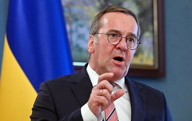В Германии "потеряли" €900 млн на оружие Украине