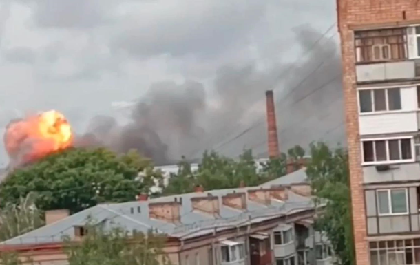 Удар по заводу в Ижевске: РФ заявила о погибших
