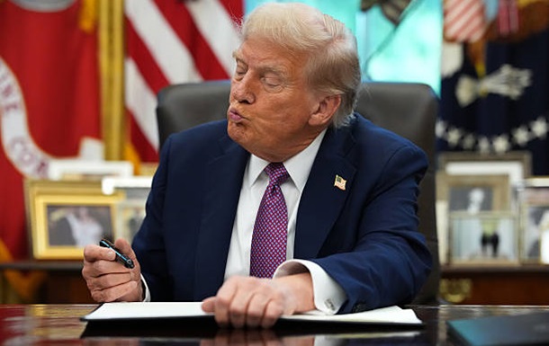 Трамп анонсировал беседу с путиным и разрешение войны