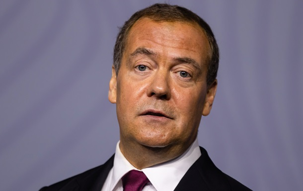Медведев связал убийство Кирка с Украиной