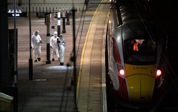 В Великобритании произошла резня в поезде: 10 раненых