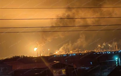 В Липецке и Кстово серия взрывов, горит НПЗ