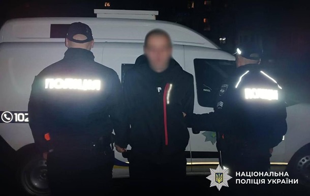 Парень зарезал двух женщин посреди улицы в Житомире