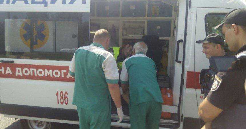 Под Тернополем николаевский рецидивист три километра вез на багажнике полицейского