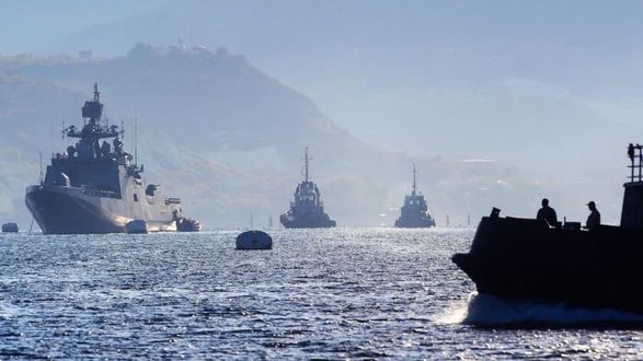 рф увеличила количество ракетоносителей в Черном море: общий залп "Калибров" может достигать 3️2 ракет