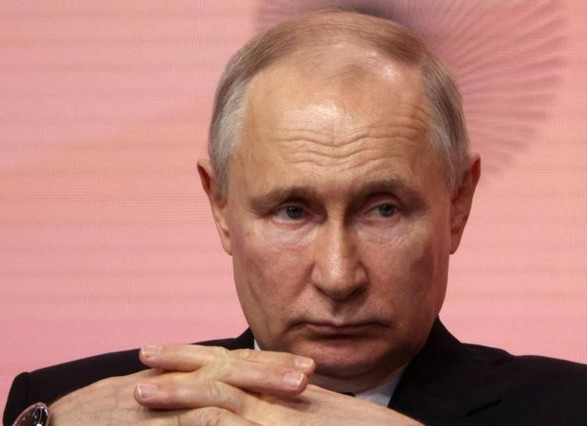 путин настаивает, что вступление Украины в НАТО "угрожает рф" и хочет "гарантий безопасности"