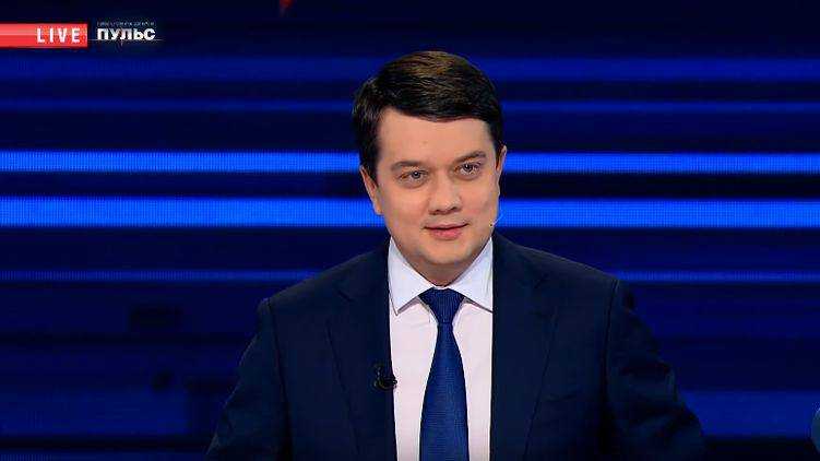 Разумков заявил о возможном изменении закона о тотальной украинизации