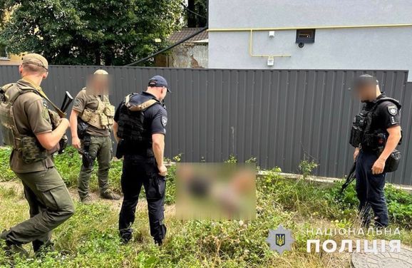 Почти 100 обысков в военкоматах 11 областей: разоблачена масштабная схема уклонения от призыва