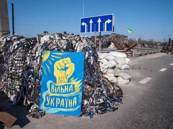 Масовані обстріли не схилили українців до переговорів з рф – опитування