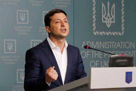 Зеленский о новом формате Дня Независимости: возможно без парада, но с премиями военным