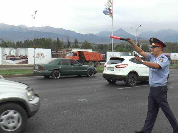 В Казахстане девять человек погибли при столкновении двух автомобилей