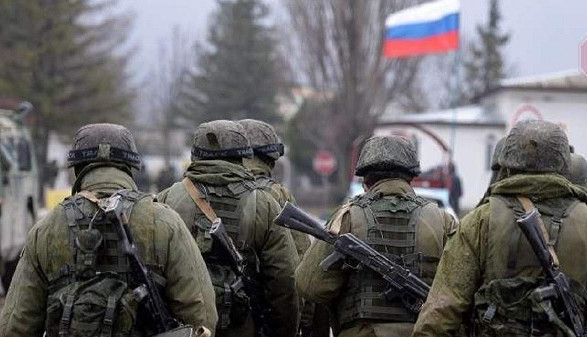 На Запорожье оккупанты начали вывозить детей и "бюджетников". В Генштабе говорят, что желающих немного