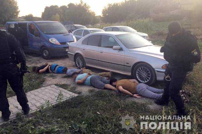 Полиция накрыла сходку авторитетов, которые праздновали день рождения "Гули"