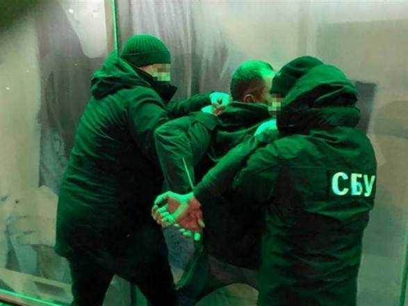 В Запорожской области прокурор погорел на взятке в 10 тыс. долларов