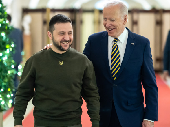 "Это плевок в лицо путина" - политолог о визите Зеленского в США