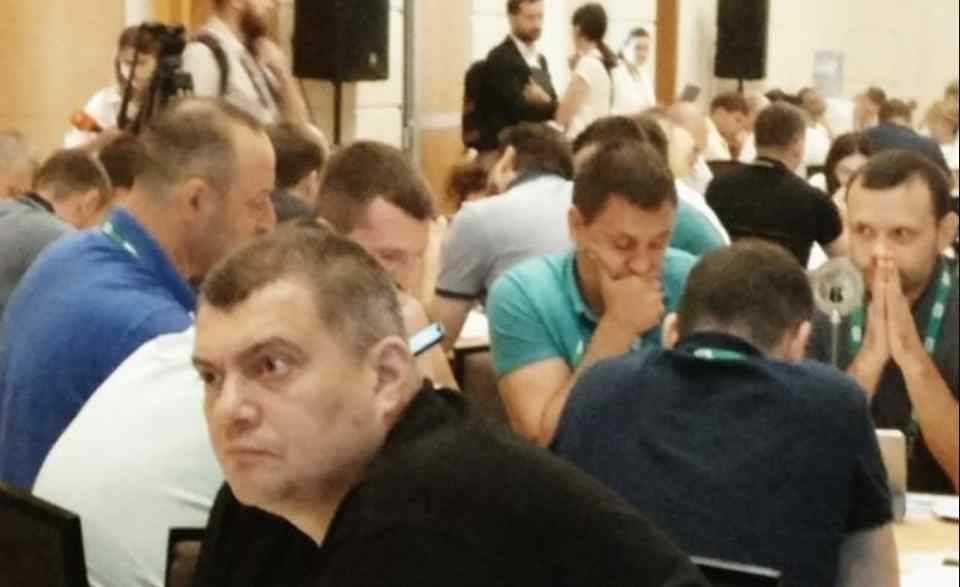 “Слуг народу” поставили на місце в Трускавці, запис злили в мережу: “Ви всі – ніхто”