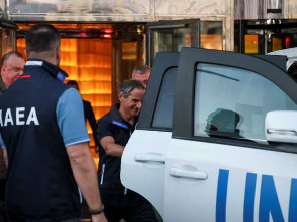 Попри обстріли: місія МАГАТЕ вирушила із Запоріжжя до Енергодара