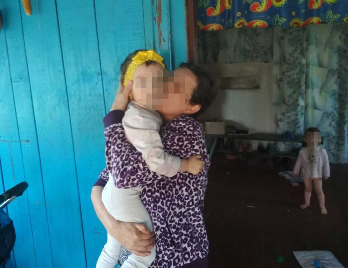 Под Житомиром родители сожгли родную дочь: детали