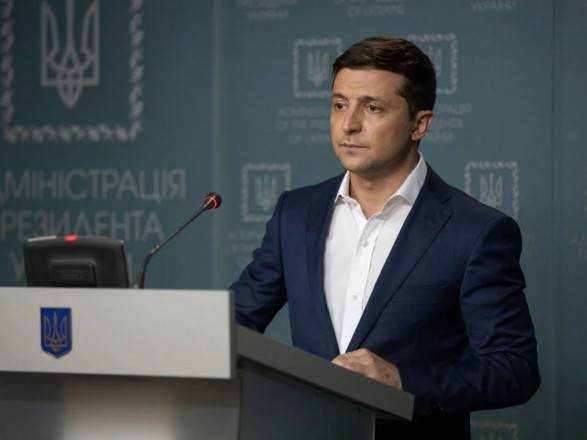 Более половины киевлян положительно относятся к Зеленскому