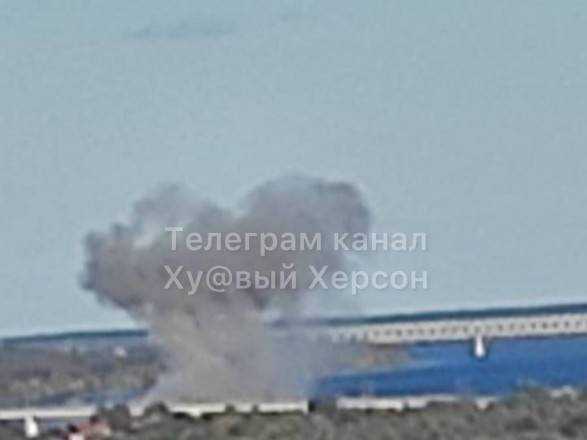 У Херсоні пролунали потужні вибухи