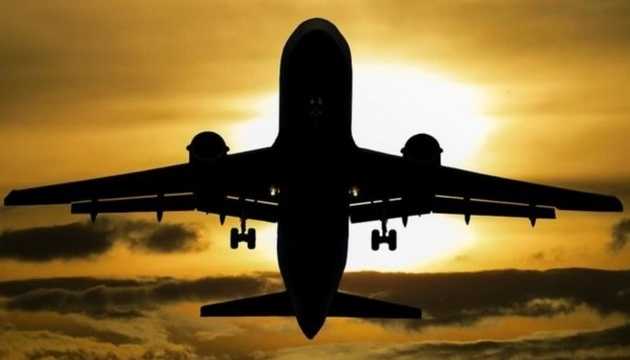 Уже со вторника в Украине полностью ограничат авиасообщение
