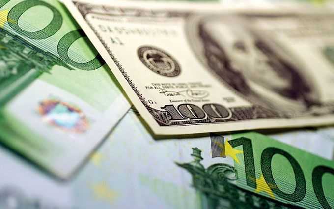 НБУ: курс гривны установлен на уровне 26,47 грн/доллар