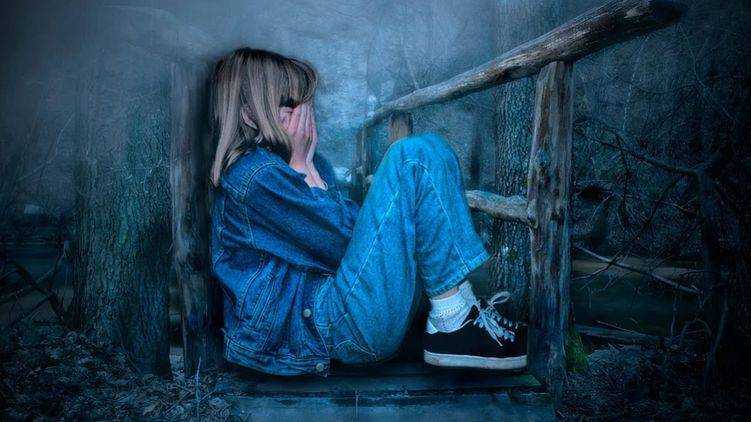 В Винницкой области пьяный родственник изнасиловал 6-летнюю девочку, которая попала в больницу