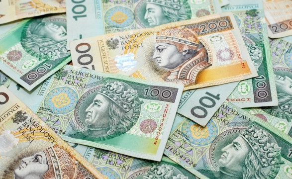 Помощь Украине и прием беженцев: экономист рассказал, как война повлияла на экономику Польши