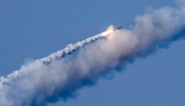Ракетная атака на Киев: попадание в объект инфраструктуры было без критических разрушений, подробности