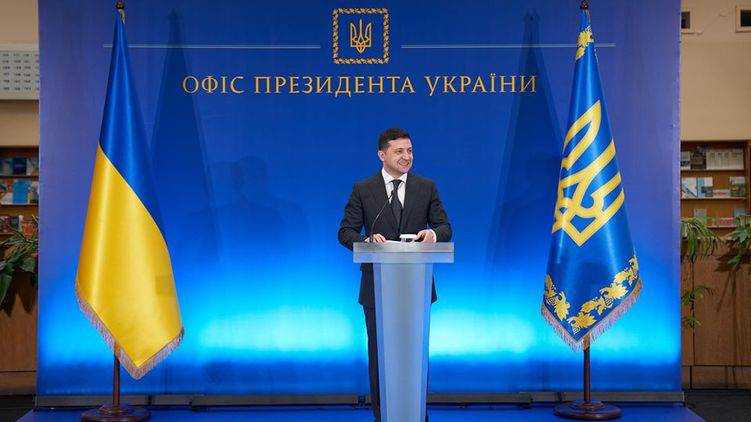 Зеленский прокомментировал беспорядки в Новых Санжарах. Сравнив Украину со средневековой Европой
