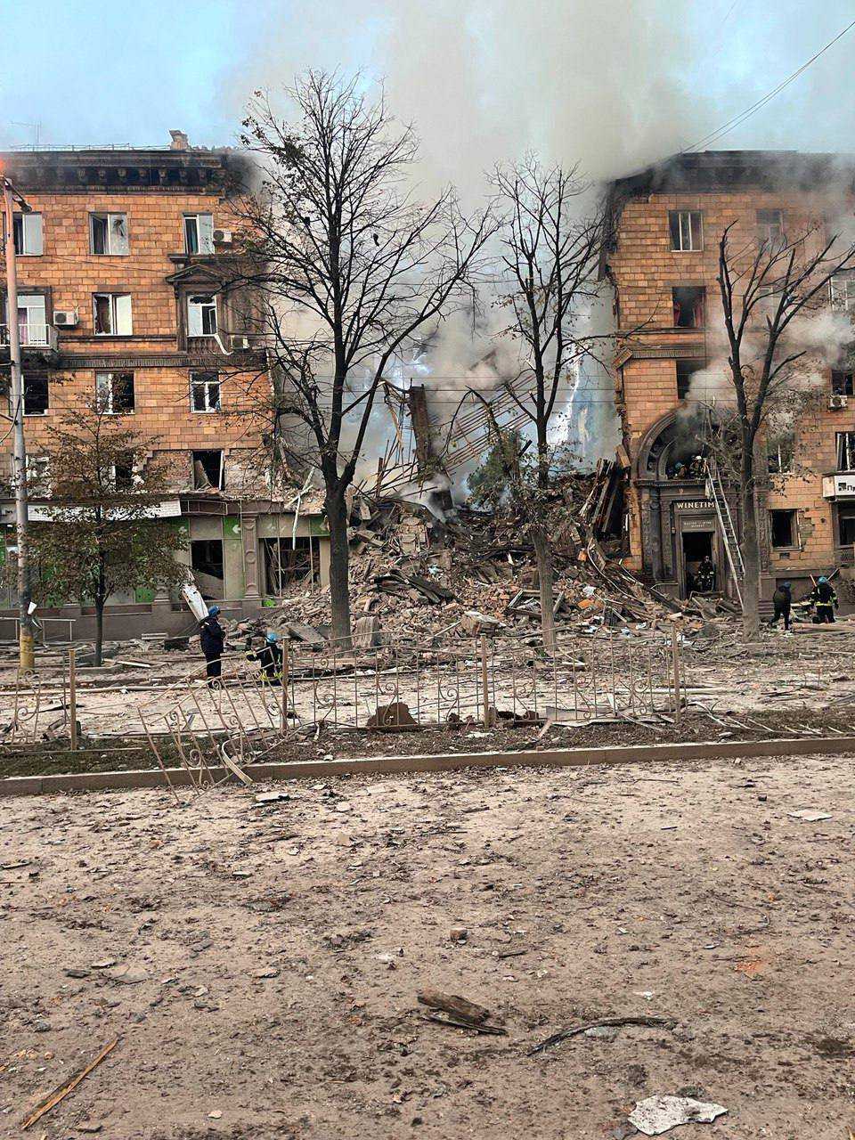 Обстріл Запоріжжя: руйнувань зазнали житлові будинки
