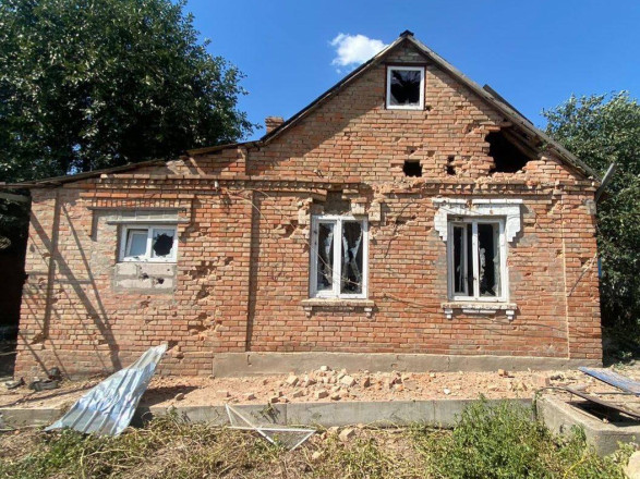 Днепропетровщина: оккупанты с утра обстреливают Никополь, один человек погиб