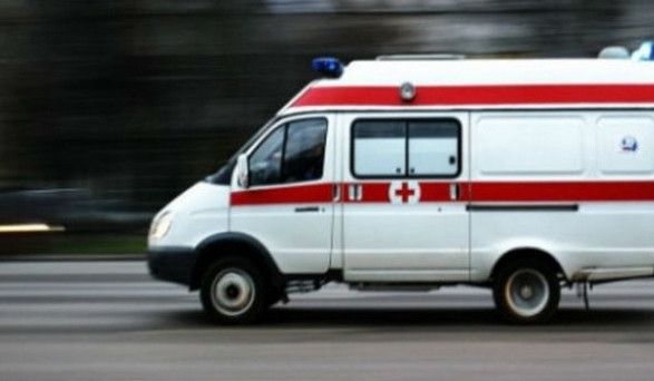 Взрыв на территории бывшего завода в Киеве: трех человек вытащили из-под завалов