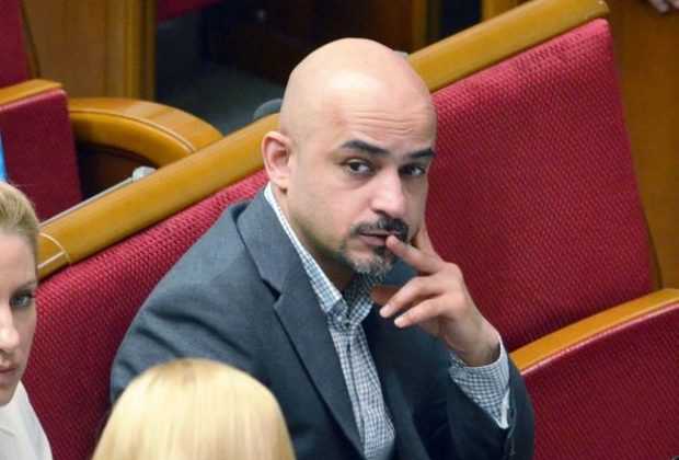 Нардепа Найєма не пускали до Вірменії на вимогу РФ