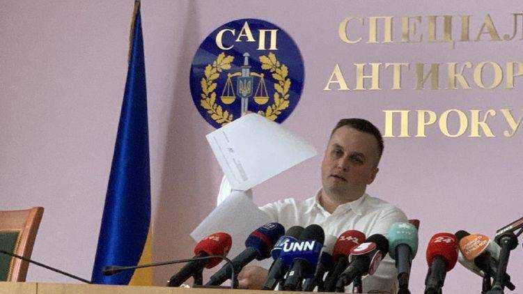 "Ильяшенко - мой друг". Агент НАБУ рассказал, почему через него передали взятку в $6 млн