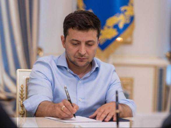 Зеленский подписал закон о банках