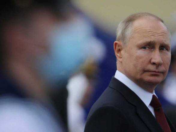 Попрощався у морзі: путін не поїде на похорон Горбачова