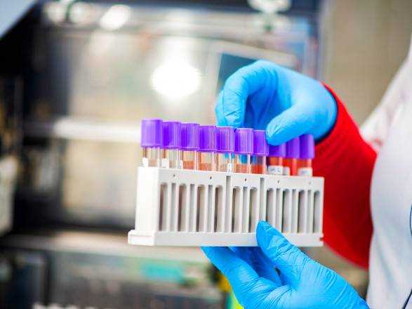 В Украине уже более 52 тыс. случаев COVID-19, за сутки - 819