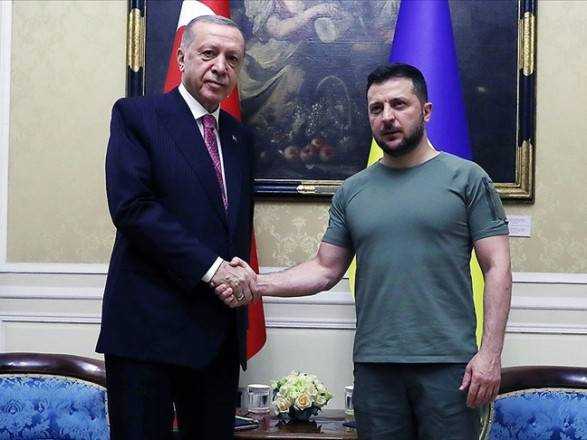Зеленський поговорив з президентом Туреччини: що відомо