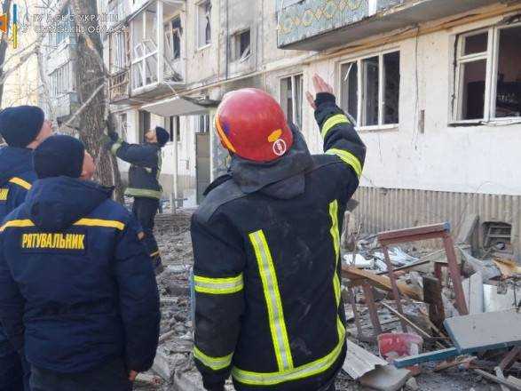 Окупанти завдали авіаудар по найбільш густонаселеному мікрорайону Охтирки: є жертва