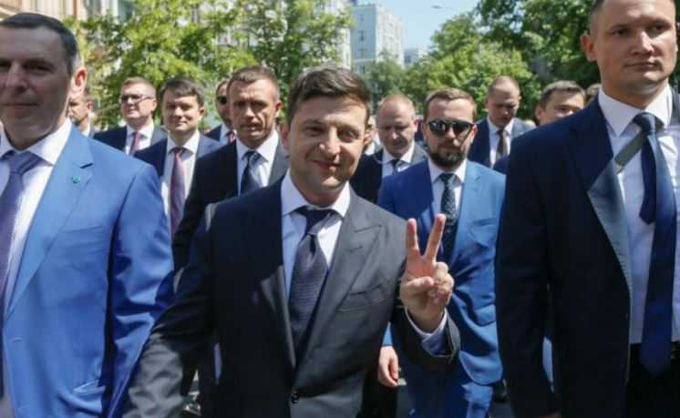 "Слуга" не того народа: в партии Зеленского пророссийский скандал. Подробности