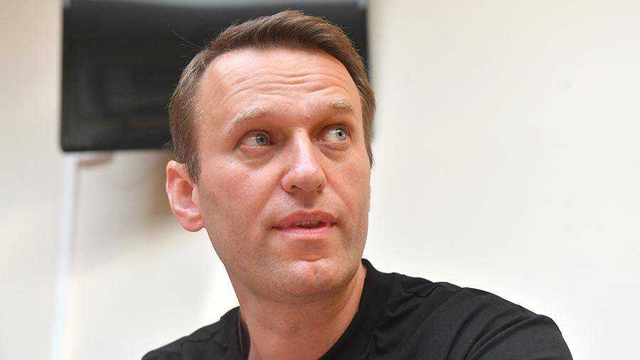 Суд в Москве арестовал Навального на 30 суток