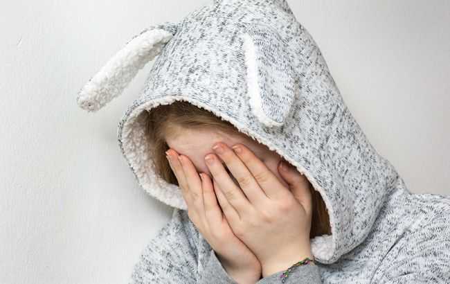 Подо Львовом горе-мать жестоко избила 11-летнюю дочь: все подробности