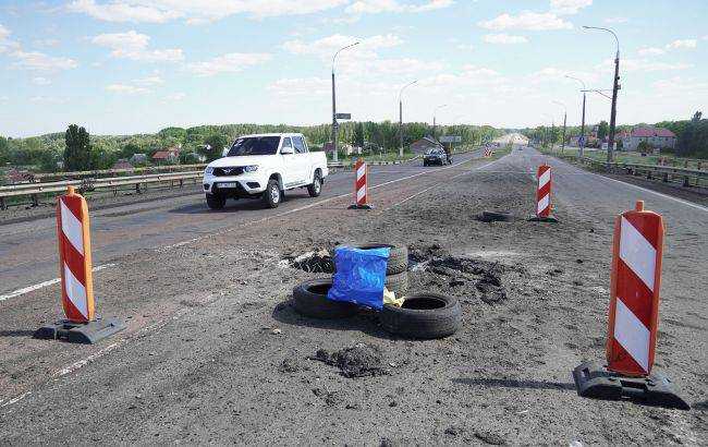 Російські війська під час відступу зруйнували сім мостів у Херсонській області, - CNN
