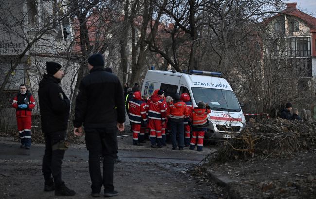 Снаряд попал в дом. Из-за обстрела россиян в Херсонской области погибли супруги