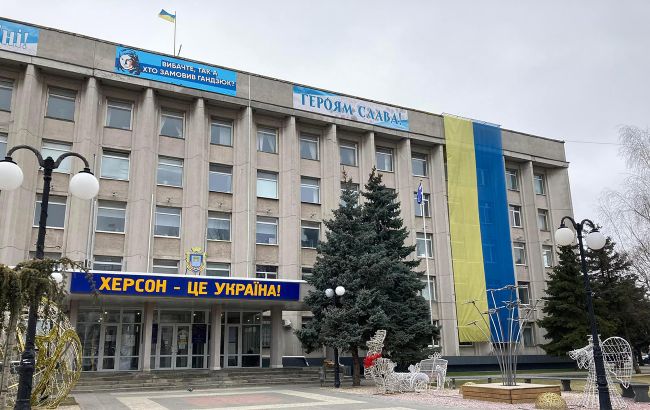 Жители Херсона сообщают о взрывах